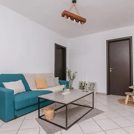 Sunny Apartment For Couples & Friends In Centre Heraklion  Exterior photo