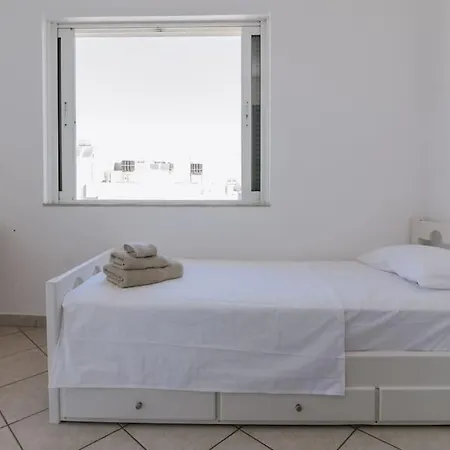 Sunny Apartment For Couples & Friends In Centre Heraklion  Exterior photo
