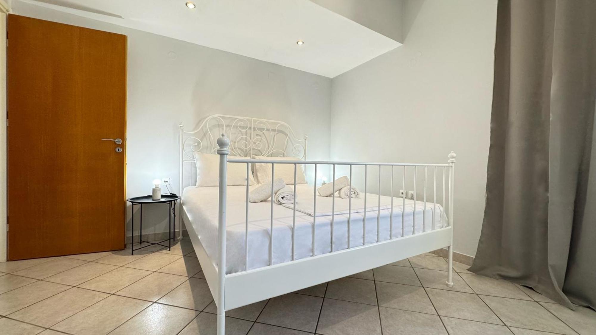Sunny For Couples & Friends In Centre Apartment Heraklion (Crete)