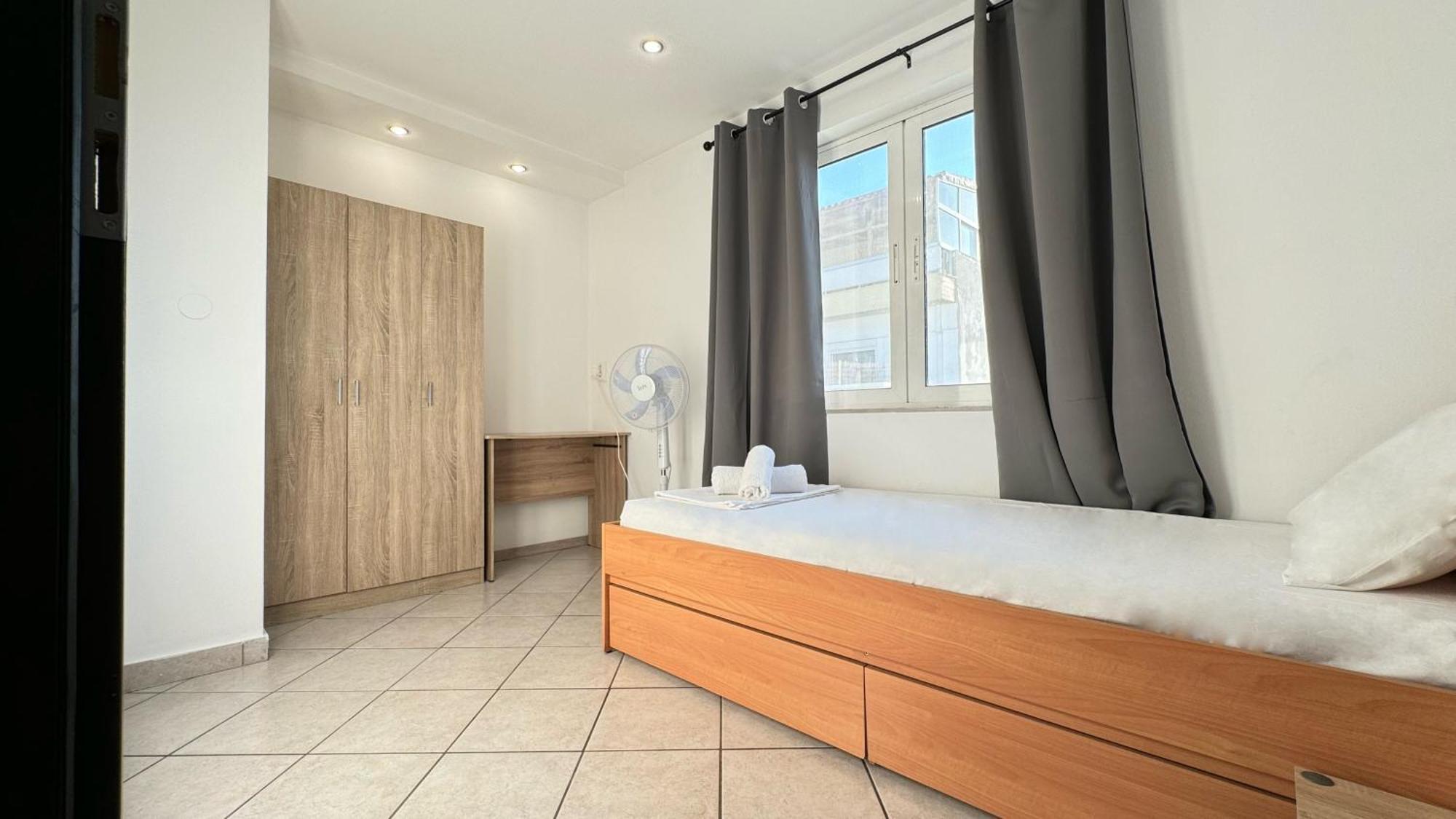 Apartment Sunny For Couples & Friends In Centre Heraklion (Crete)